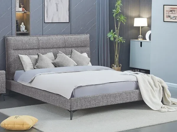 Jerary Upholstered Bed 